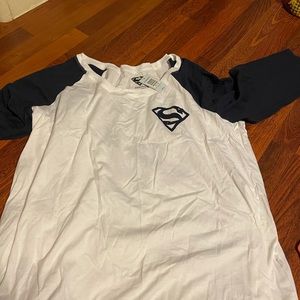 women’s 3XL superman 00 shirt